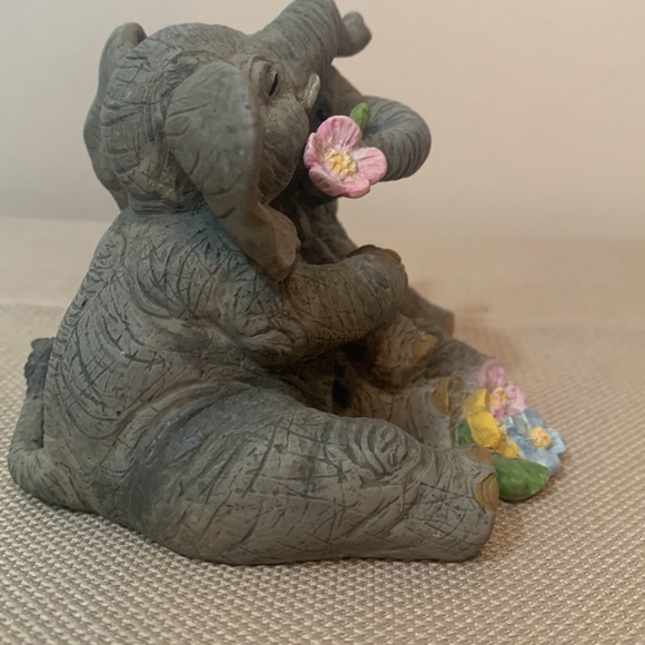 Lenox Elephant Sweethearts 2004 - Picture 4 of 8